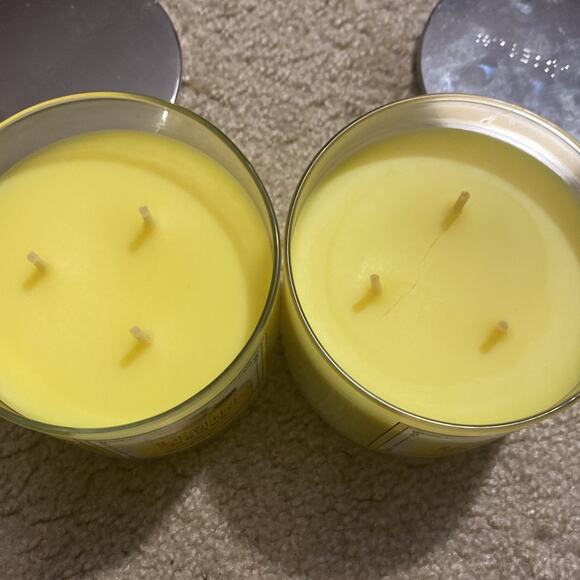 Bath and Body Works lemon drops candles‎ 2x - Picture 2 of 3